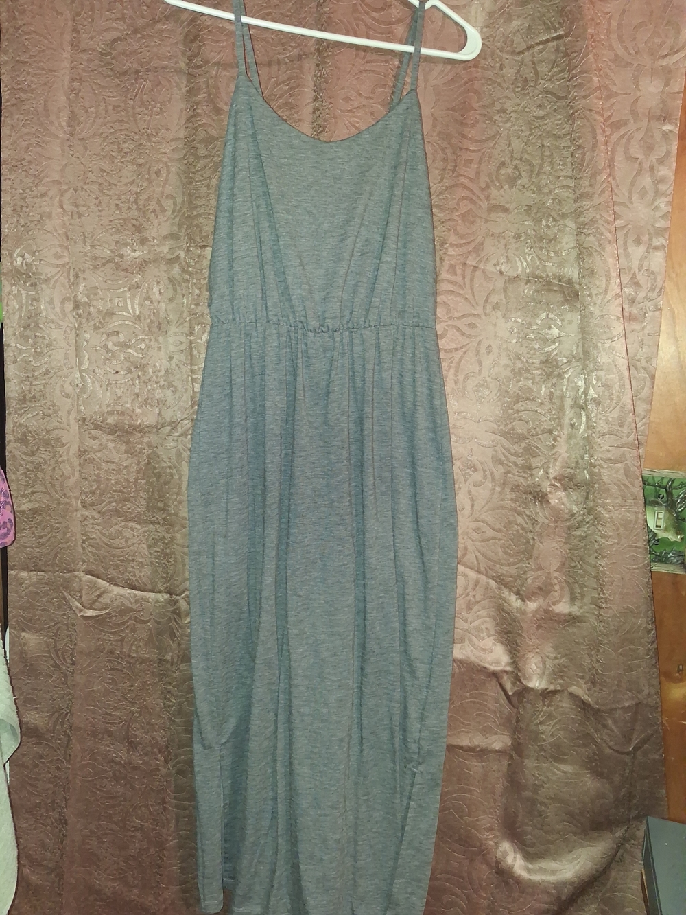 OldNavy Casual Gray Spaghetti Strap Dress